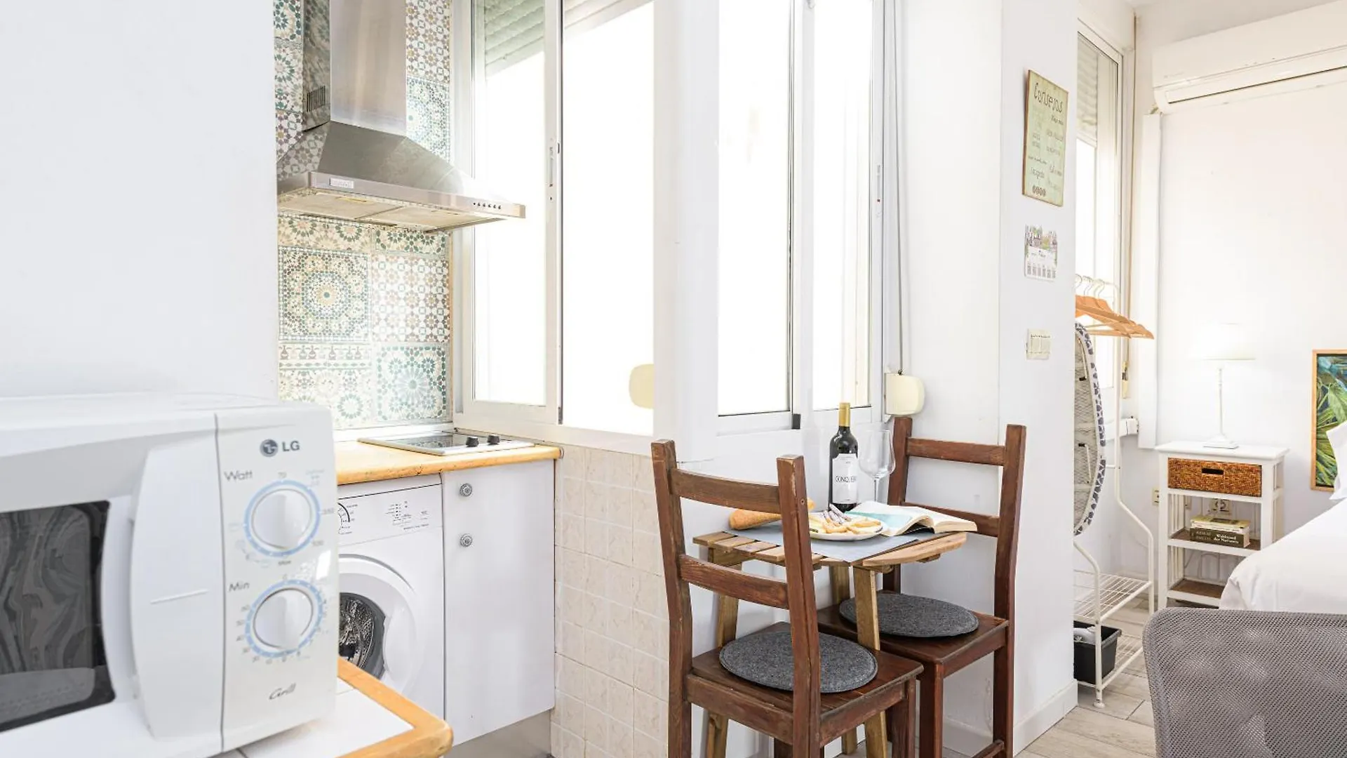 Lägenhet Wintowinrentals Estudio Interior Malaga Centro Spanien